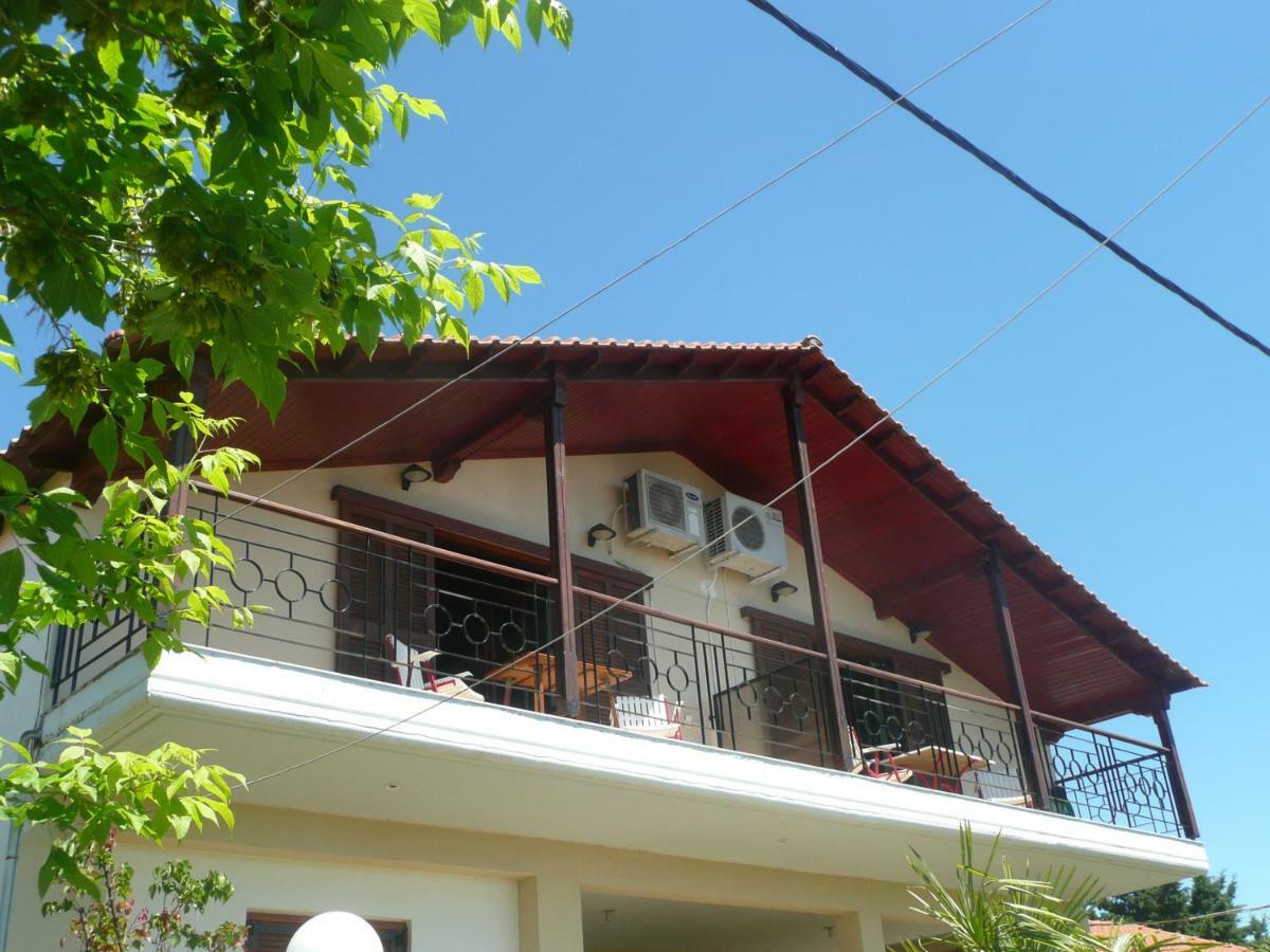 Kallilkratia Holiday flat 2 Nea Kallikrateia Bagian luar foto